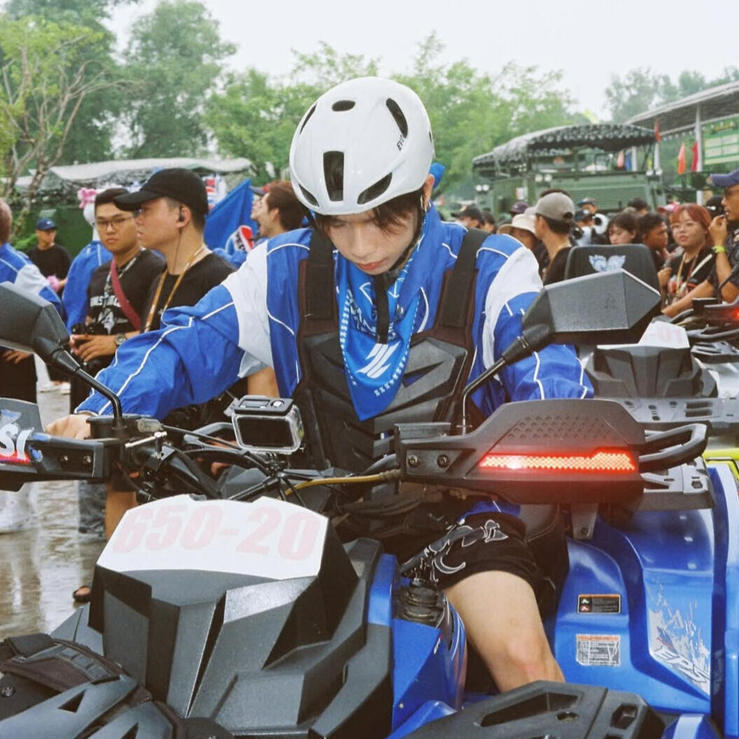 Cường Bạch Tân Binh Toàn Năng